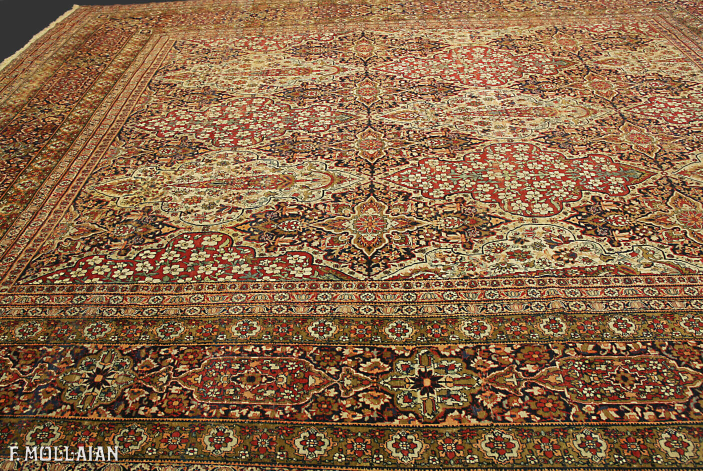 Antique Persian Kerman Ravar Carpet (482x415 cm)